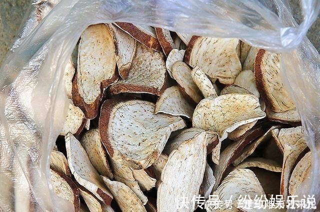 山楂片|好用的鱼饵不仅是蚯蚓，这几种常见物料做饵料，效果不比它差
