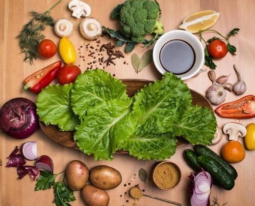 白开水|四种食物可能“自带”黄体酮,女性常吃,或许会让身体年轻一些