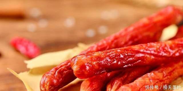 下晒|灌腊肠时,不要直接放太阳下晒,牢记4个诀窍,腊肠又香又入味