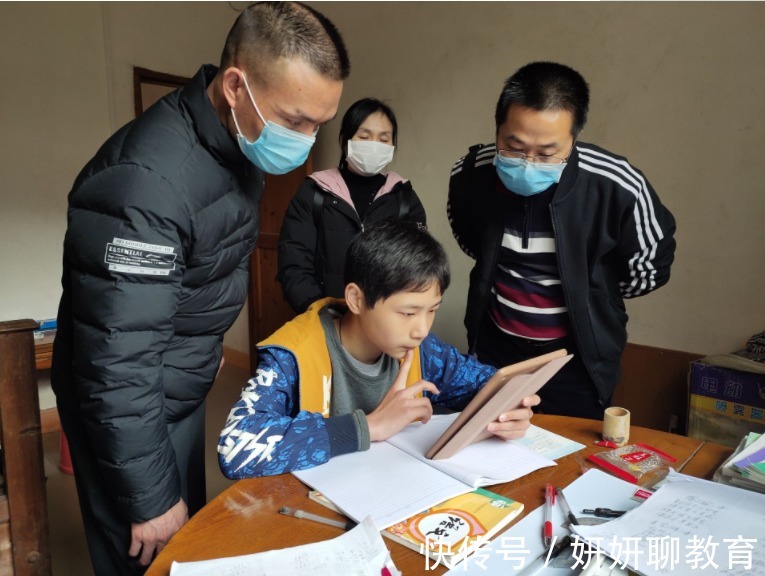 家庭|老师说:班级前10 的学生,不是天生的学霸,而是跟这4种家庭有关