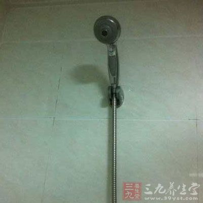 中年|健康小知识 冬季最养生的3大洗澡方法