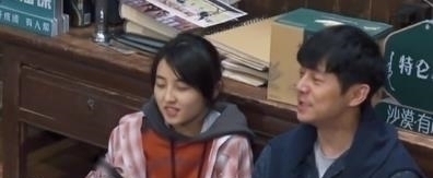 金婧刘胜瑛有多尬?张子枫的表情说明了一切,简直是大型社死现场