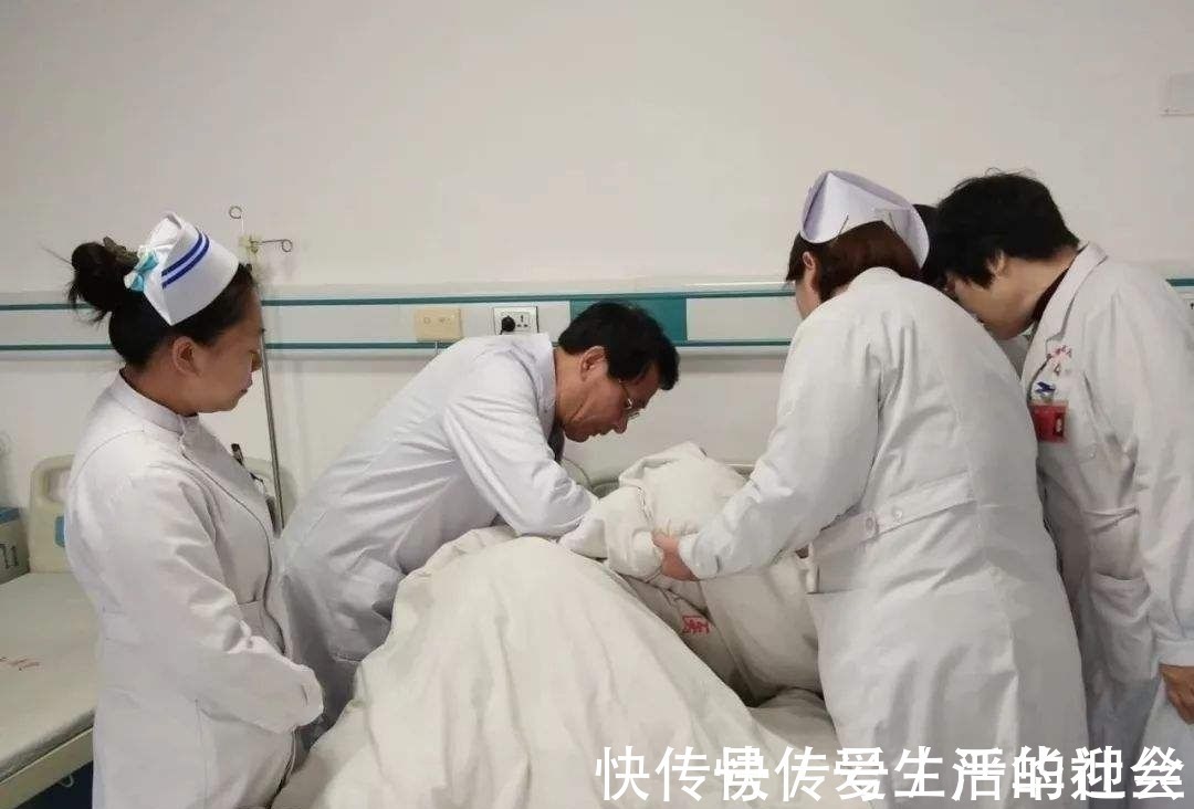 香饽饽|产科男医生成“香饽饽”,优势很明白,产妇排队等着生