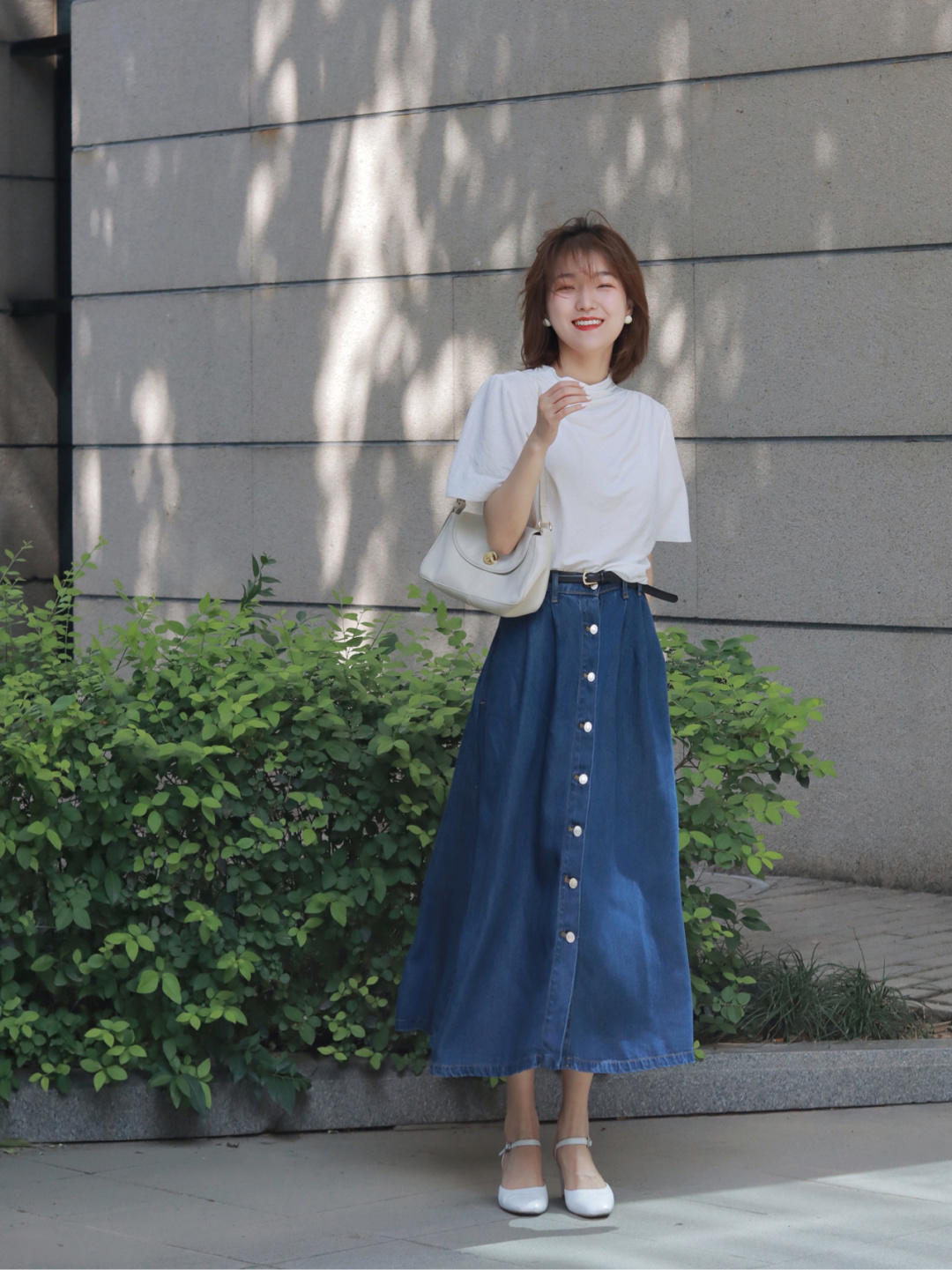 博主|早秋穿搭值得,针织衫搭配半身裙或牛仔裤,轻松穿出名媛气质