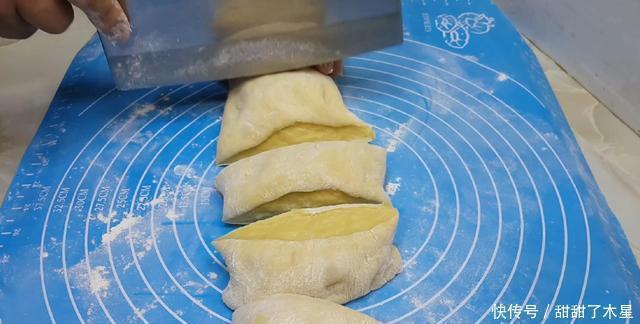 面粉别只会蒸馒头了,加3个鸡蛋,做出创意小吃,比蛋糕油条好吃