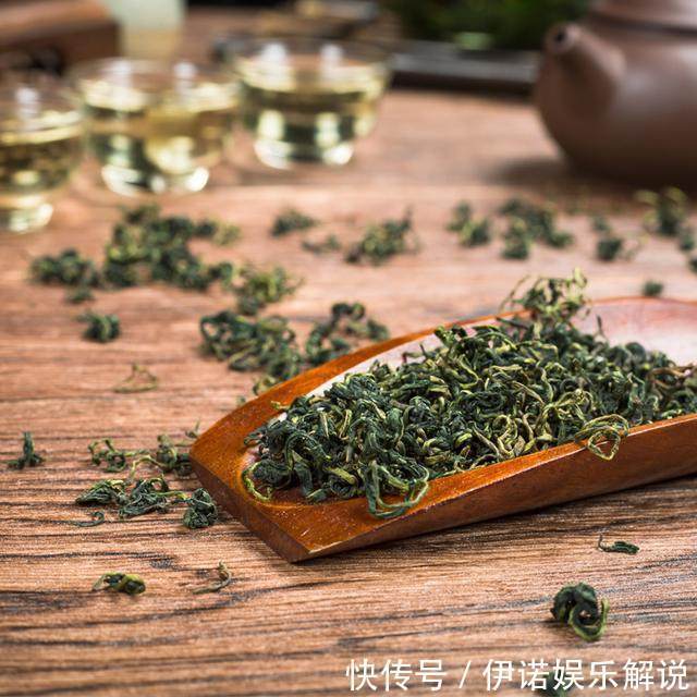 小蛮腰|肚子鼓鼓赘肉多每天喝杯“碱性水”,慢慢瘦出小蛮腰