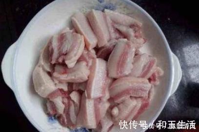 做粉蒸肉，别裹好米粉就上锅！学会大厨做法，不油不腻，软烂鲜香