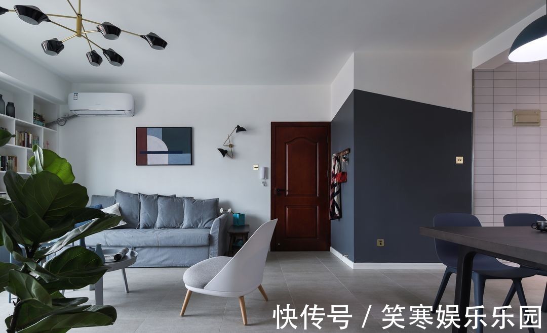 装修|窗台空间就浪费了?看看这位女士的家,窗台不仅是沙发还能储物