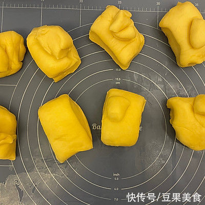 2g鸡蛋|可爱到爆的牛奶面包卷