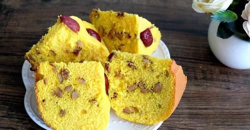 不用烤箱就可制作好吃的早餐蛋糕,简单轻松,直接告别喝粥式早餐