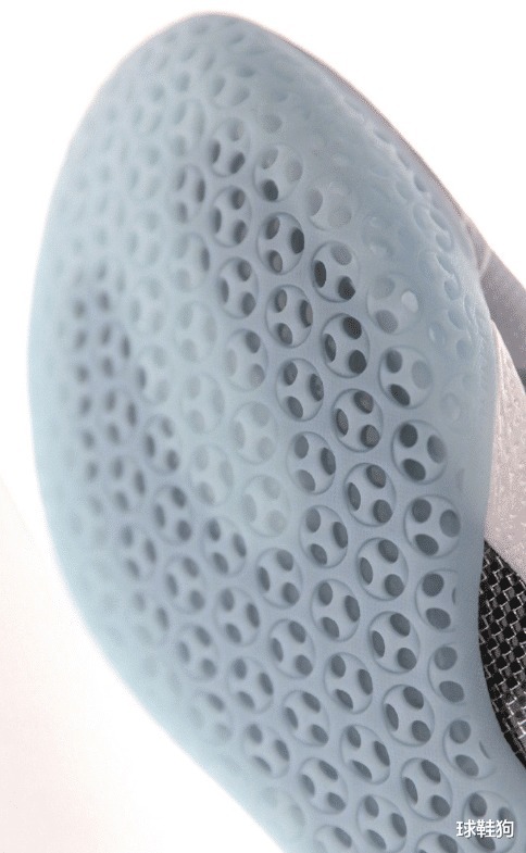 曝新|驭帅14再曝新配色,换上耐克的大勾子,不得卖2000元