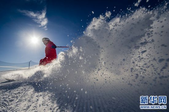 响沙湾沙漠滑雪场|沙漠雪趣