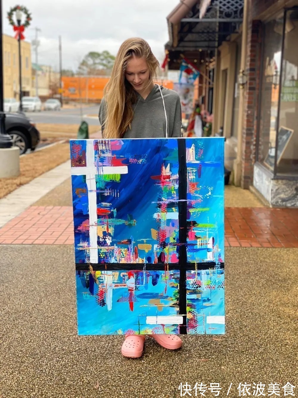 夏威夷&从没学过美术的她,用简单粗暴技法画画,让她成为了百万富豪