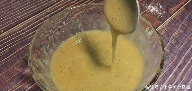 奶奶用了一辈子的烙饼做法,外酥里软,凉了不硬,比外面卖的好吃