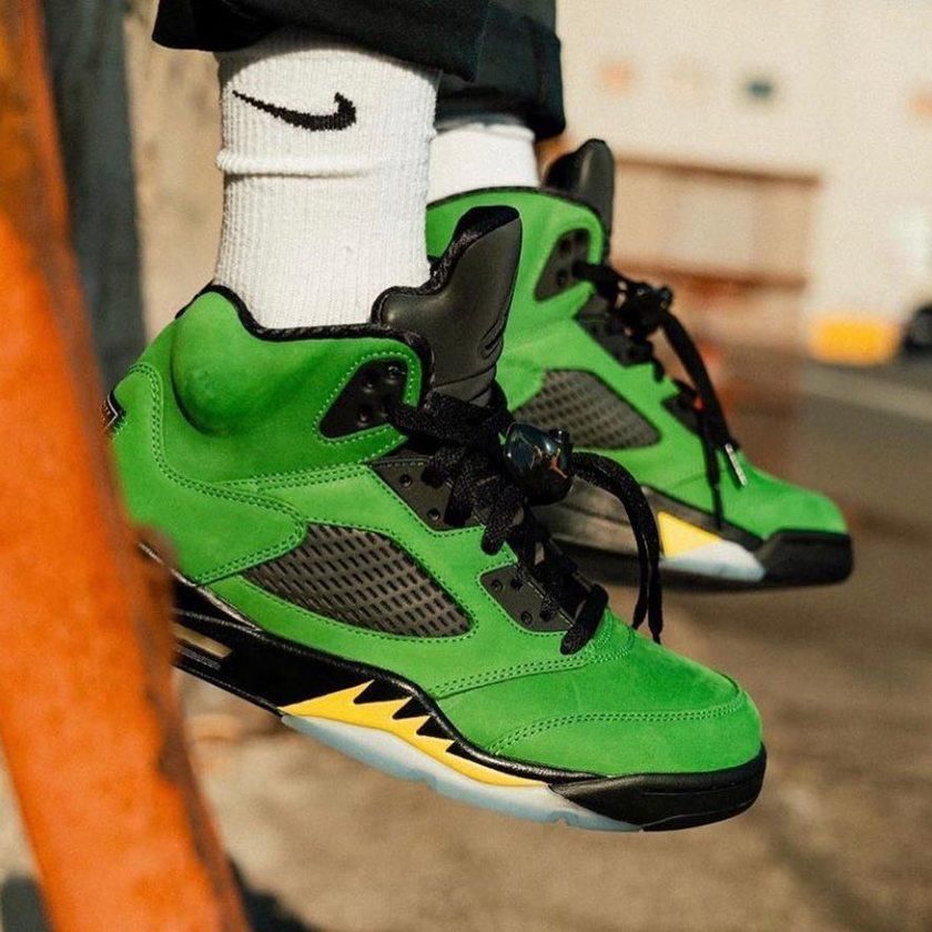 配色 牌面十足还不贵!这些省钱的“平替”球鞋你得看看