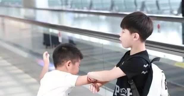 父母|宝妈沉迷“生娃”,13年生下7个孩子,女子不想浪费老公好基因