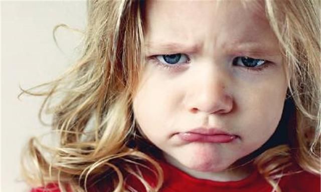 王妈妈|宝妈偷拿儿子零花钱,儿子的留言让她羞愧不已:再也不拿了