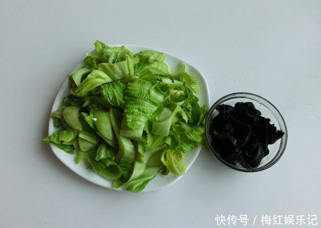 早春,孩子要吃“3种长高菜”,它们是长高的助力剂,好吃又不贵