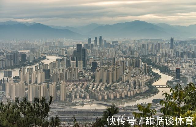 空置房|房子长期空置不住，需要交物业费吗？新规下，很多业主白交不少钱