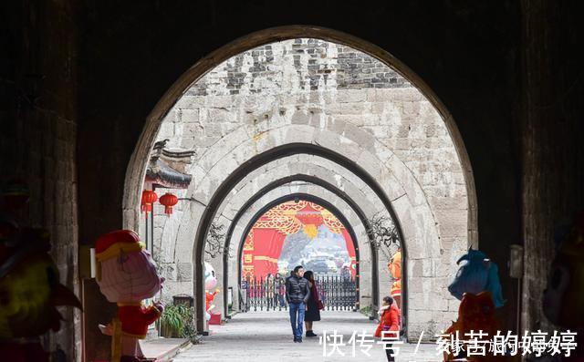 城门|中国现存最大的城门，蒋校长亲笔题匾，历经600多年风雨未倒