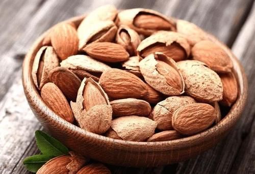 草酸|骨质疏松不能吃豆腐?要想骨骼强壮,这“3种”食物少往餐桌上放