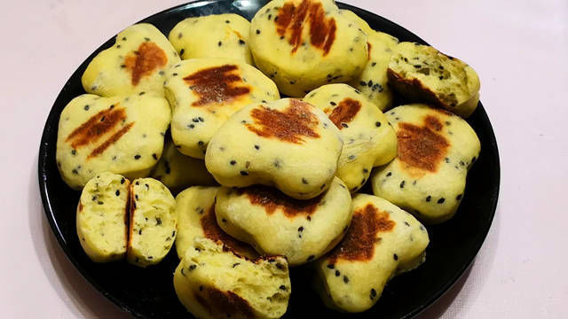 解馋|每次做这道面食,孩子都抢着吃,好吃料又足,营养又解馋,太香了