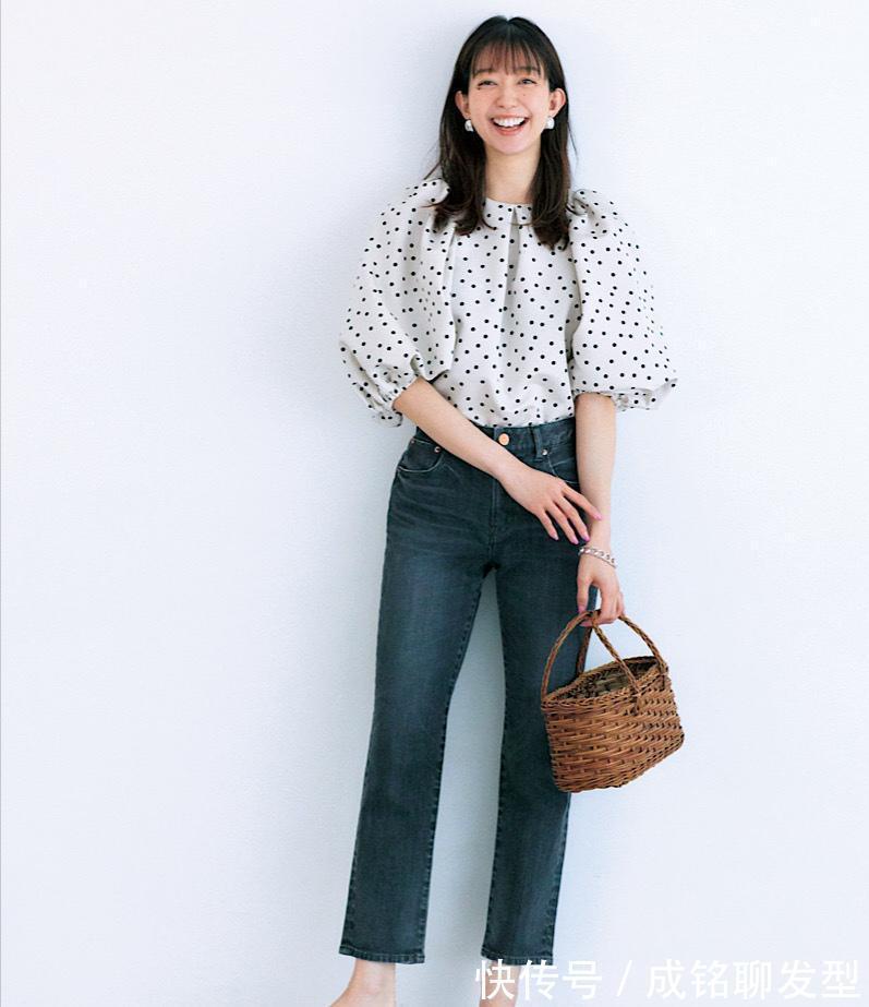 t恤|牛仔裤不需要买太多,有这三种颜色就足够,不管多大年纪都能穿