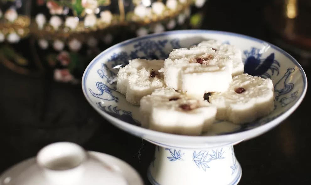 宫廷中|《甄嬛》《如懿》都没说清楚,清朝皇帝后妃每天吃什么?怎么吃?