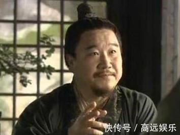 宝玉@出生时,抓了好牌和差牌的孩子有何不同?看宝玉、贾雨村和冷子兴