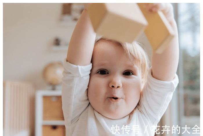 语言学习|14个月宝宝有这几种表现,家长偷着乐吧,说明孩子语言发育好!