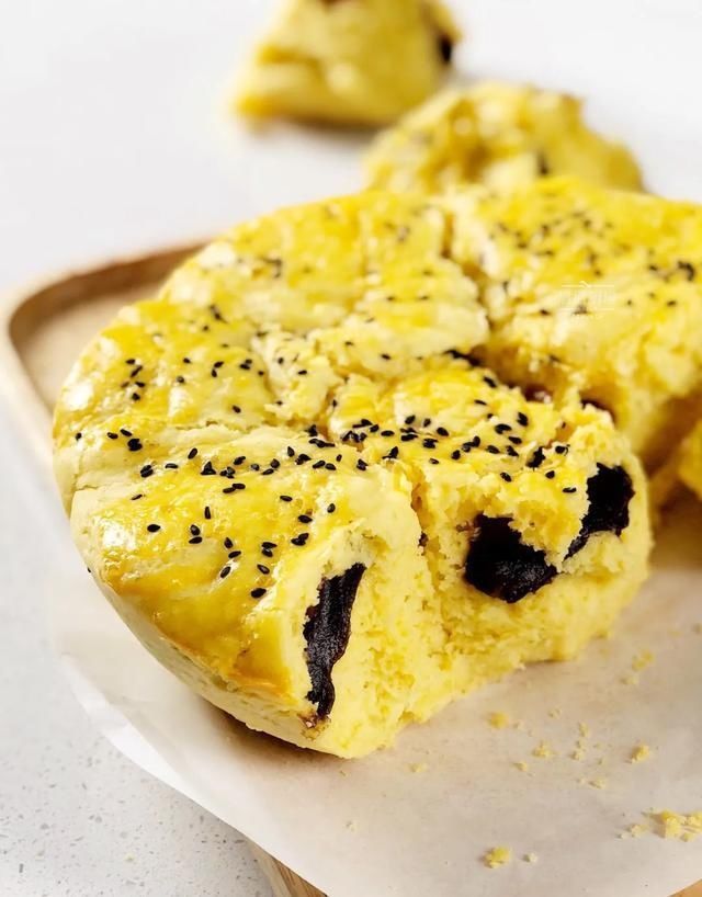 玉米这样做,比面包还好吃,不用烤箱,锅里蒸一蒸就搞定