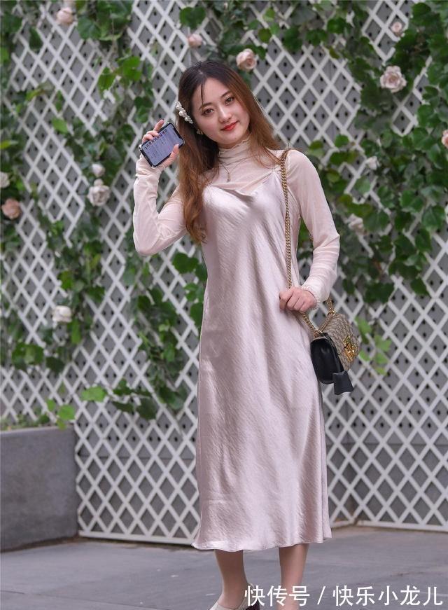 裙子 洋气显瘦的连衣裙穿搭彰显柔美气息,美出了自己的风格,吸引目光
