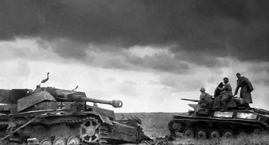 屠杀|苏军与德军决战基辅,结果苏军被俘60余万!而德军做法无疑是场屠杀