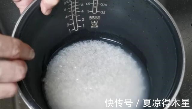 我和爸爸|好吃又简单的电饭锅拌饭，上班族手残族都能轻松搞定！