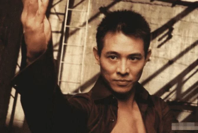 她被李连杰耽误一生,美貌不输利智,如今46岁依旧单身 她被李连杰耽误一生,美貌不输利智,如今46岁依旧单身