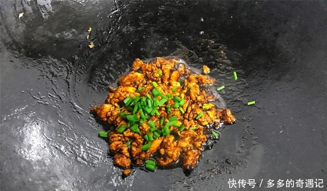 做法超简单的豆皮卷，鲜香美味，一口清脆，好吃到停不下来