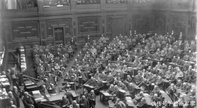 兼任|已经当了德意志宰相的俾斯麦为什么一定要兼任普鲁士首相