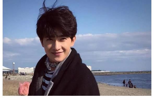 杨洋综艺感好绝！做菜姿势专业，让人梦回三生三世