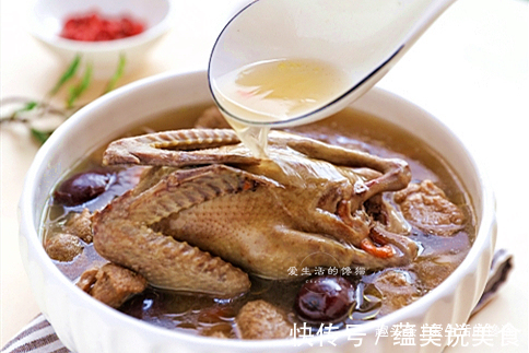 气血|秋季要滋补,建议多喝这道汤,补气血,强体质,老人孩子都合适