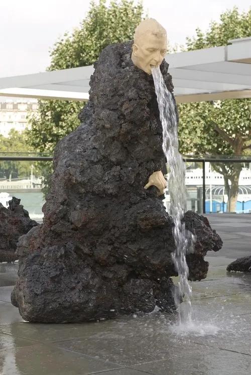 |奇丑无比、这些雕塑都是来搞笑的吗怎么一个个都这么搞笑