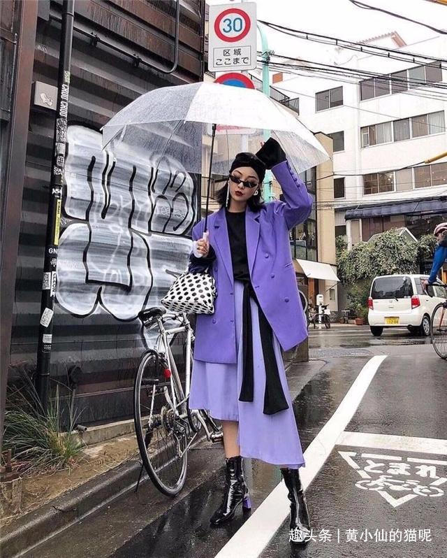 颜色 女人到了奔五年纪,穿大衣别选这3种“阿姨色”,老气又显黑