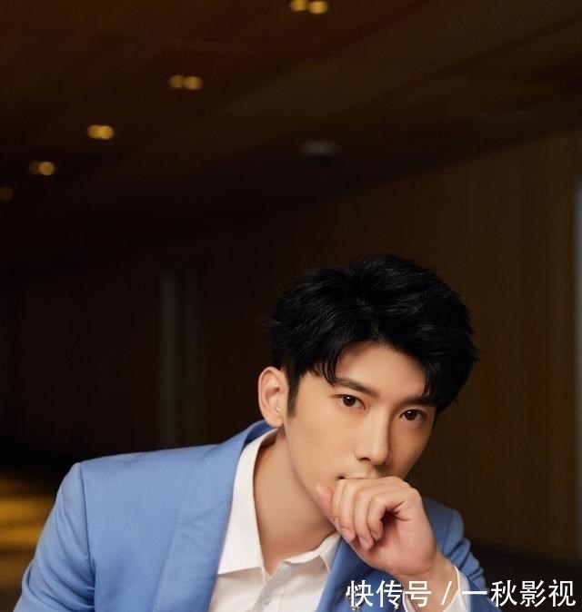 金晨|追光哥哥錄制時(shí)間已定,楊超越成為觀察員,嘉行傳媒的他也來(lái)了