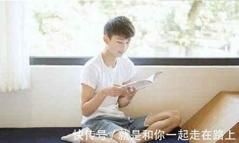 男孩子|男孩“性早熟”比较隐蔽, 爸爸多留意这几个症状, 别让孩子被祸害