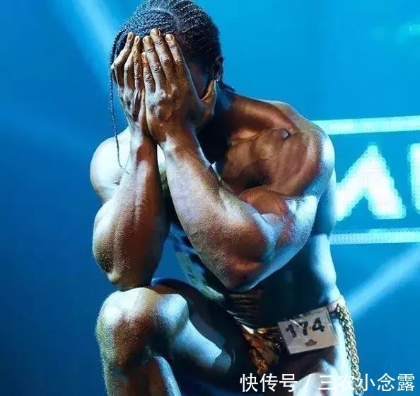 深蹲|他痴迷深蹲10年, 练成“无敌牛蛙腿霸”