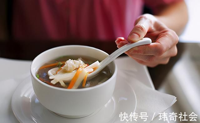 母乳|哺乳期容易遇到这4个问题,想催乳又不想长胖的妈妈,可以看看