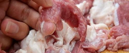 家人|去市场买羊肉时,看到这“3种”扭头走就对了,羊肉贩不会让家人吃