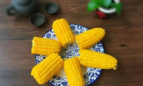 想长寿全靠吃，3种食物不能少，排毒养颜，有益健康！