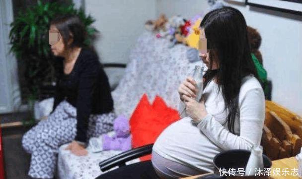 46岁婆婆和22岁儿媳同时做产检奶奶年龄又当妈，你能接受吗