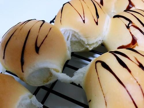 最近超火的面包做法，只需一次发酵，面包蓬松暄软，放3天也不硬