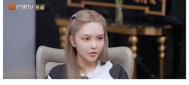 周扬青|《女恋4》好离谱，周扬青与罗昊分手开启新约会，男嘉宾神似成毅